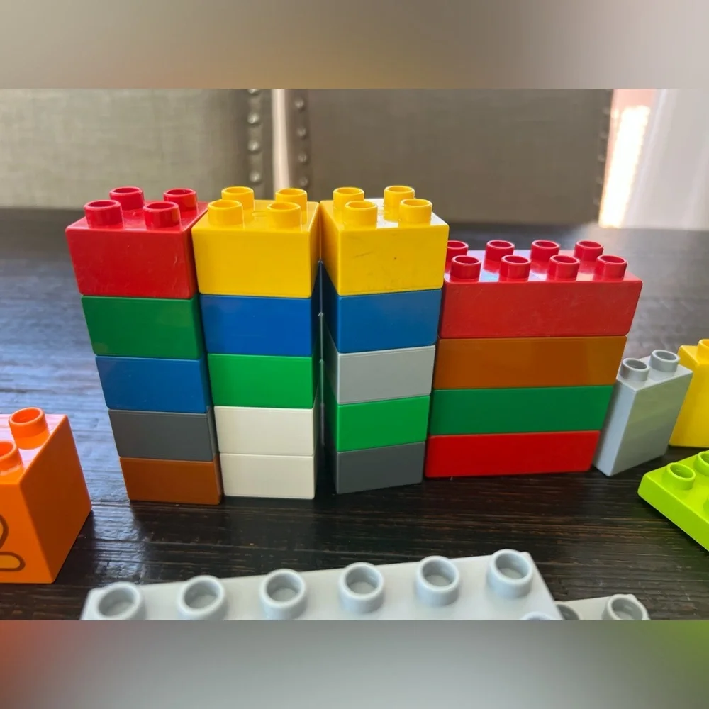 LEGO DUPLO Mix Lot Blocks Bricks Various Pieces, Animals, People,Tractor 90pc